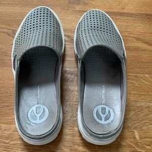 The WISHBONE Collection